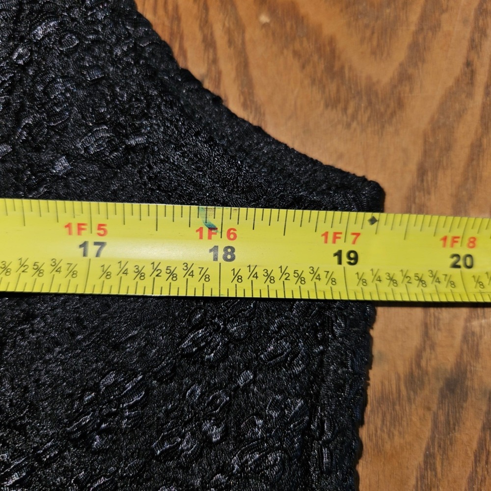 Lane Bryant Black Floral Lace Sleeveless Surplice V-Neck Empire Waist Top 18/20 - Picture 5 of 5